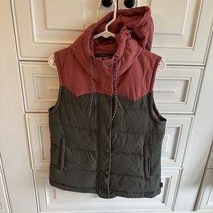 Patagonia Bivy Down Vest Forge Grey Pink Small